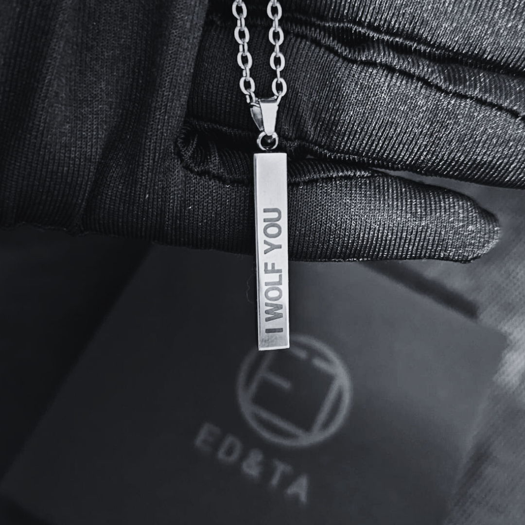 Necklace with personalized name, phrase or date.