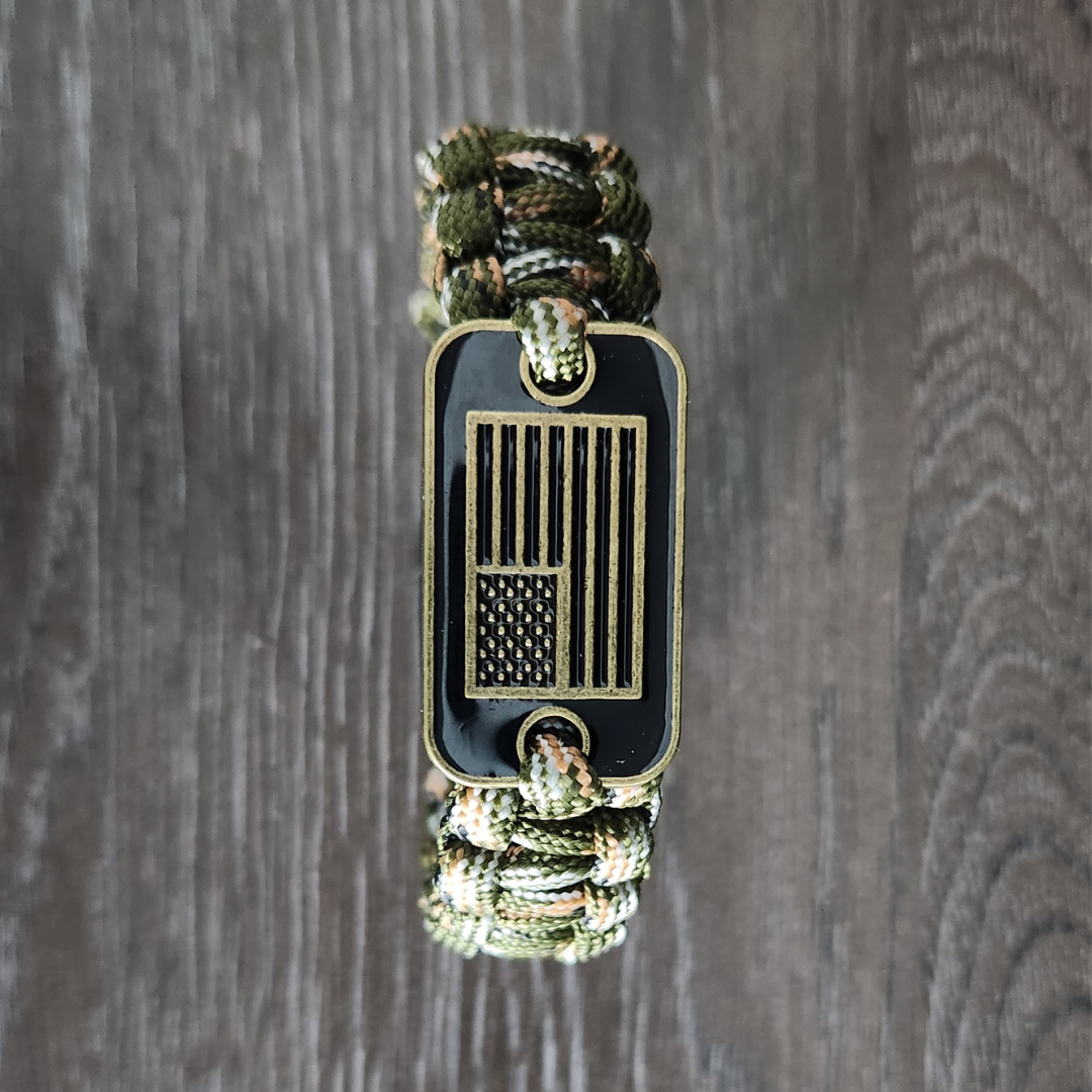 Survival Paracord Bracelet for Men