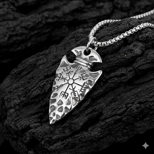 Viking arrowhead necklace with Vegvisir symbol
