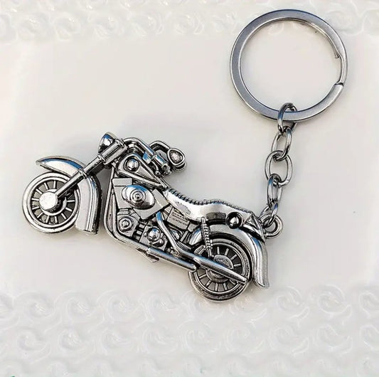 1pc Retro Men's Keychain Motorcycle Model Pendant - Ed&Ta