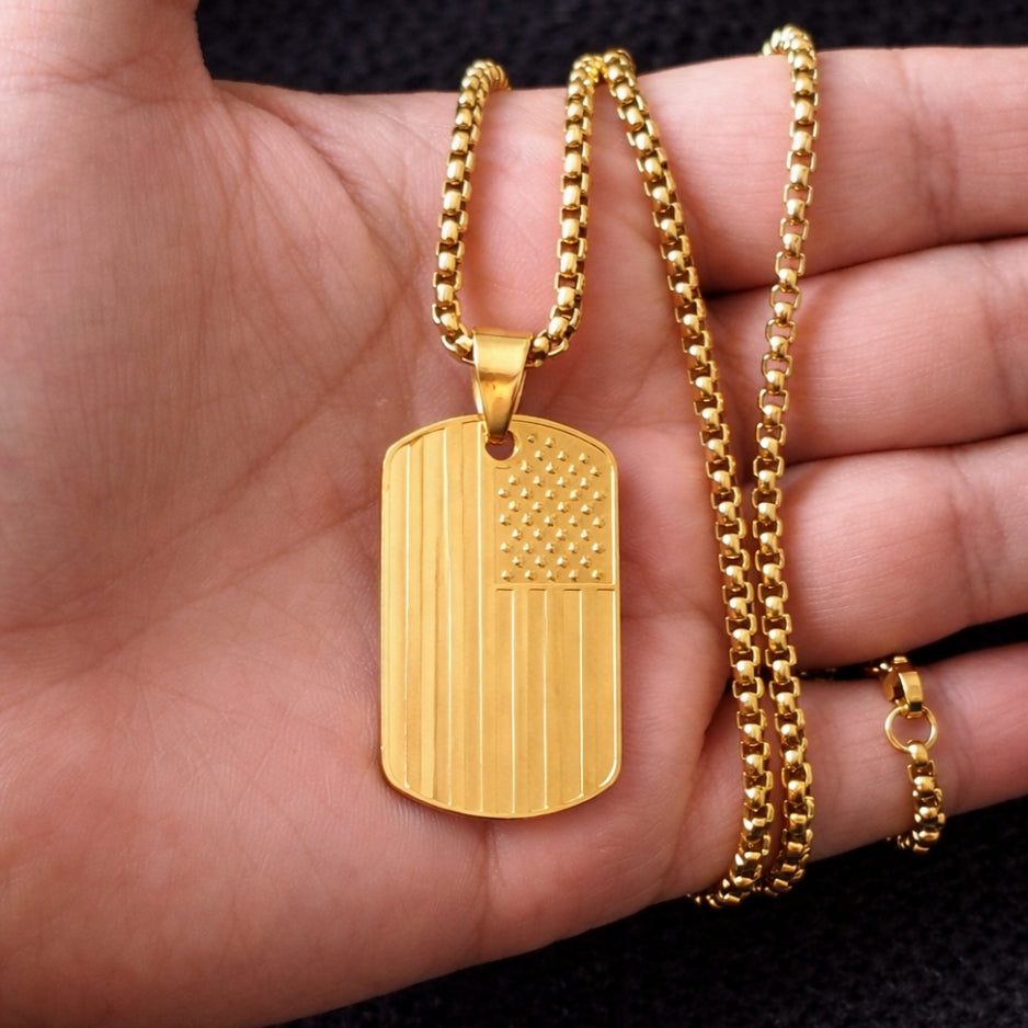 Men’s USA Flag Dog Tag Necklace | Stainless Steel Military Pendant (Gold & Silver)
