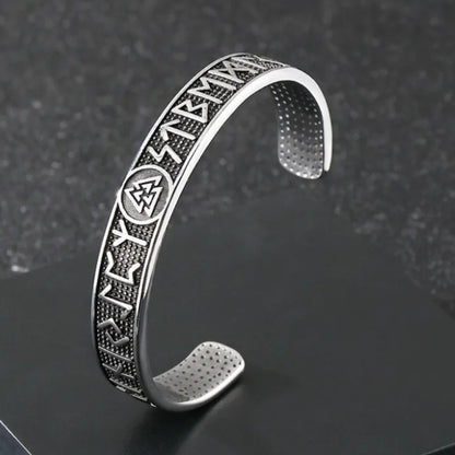 Viking Rune Bracelet with Valknut – Nordic Style Stainless Steel Men’s Bracelet
