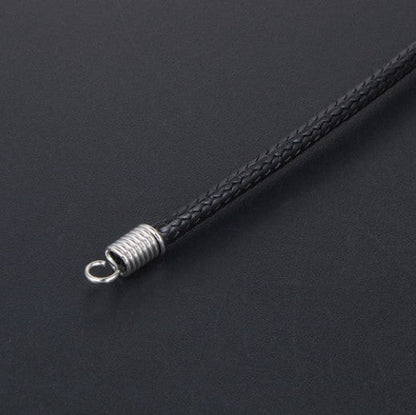 Simple geometric unisex necklace