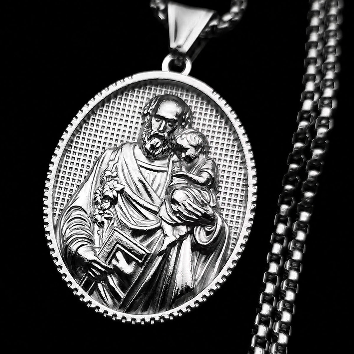 Saint Joseph Oval Pendant Necklace – 316L Stainless Steel