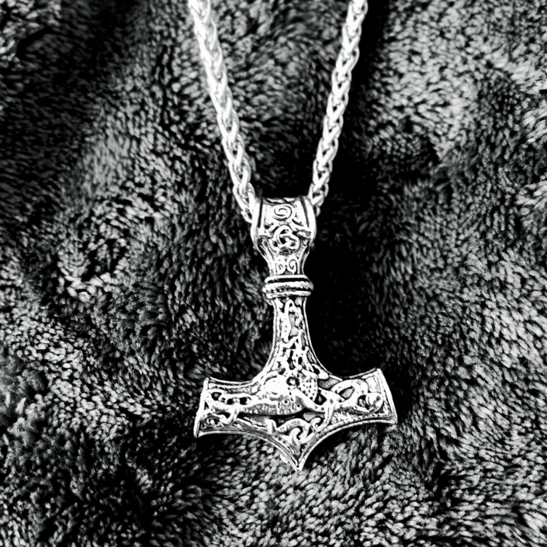 Punk Necklace for MenThor Hammer Mjolnir Viking Amulet Hammer Scandinavian Pendant Norse Jewelry Metal Chain Pendant Jewelry