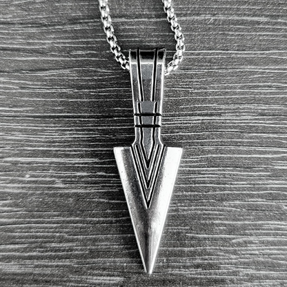 Vintage Arrow Necklace, Delicate Triangle Spearhead Arrowhead Pendant Necklace Gift Jewelry For Men