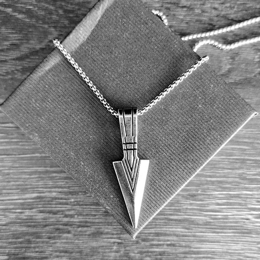 Vintage Arrow Necklace, Delicate Triangle Spearhead Arrowhead Pendant Necklace Gift Jewelry For Men