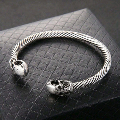 Open bracelets with skulls