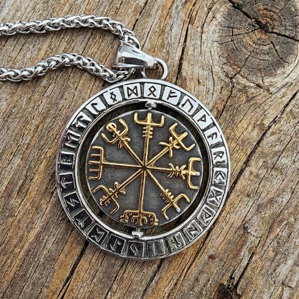 Viking Rotating Compass Necklace – Norse Runes Odin Amulet for Men