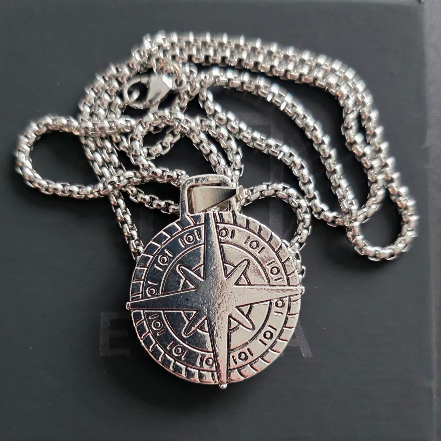 Vintage Viking Compass Pendant Necklaces For Men