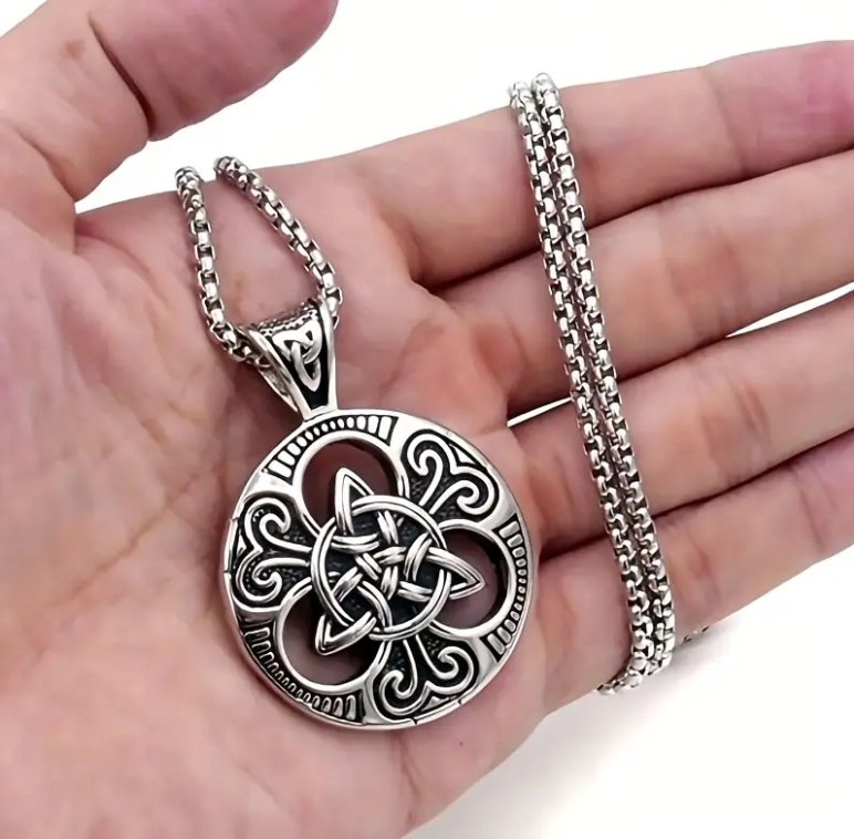 Necklace with Viking design, Retro Stainless Steel Jewelry for Men - Ed&Ta